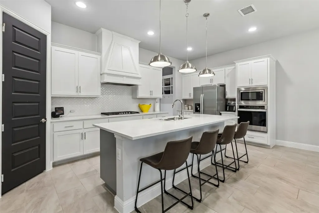 253 Landon Trail Fate TX 75189