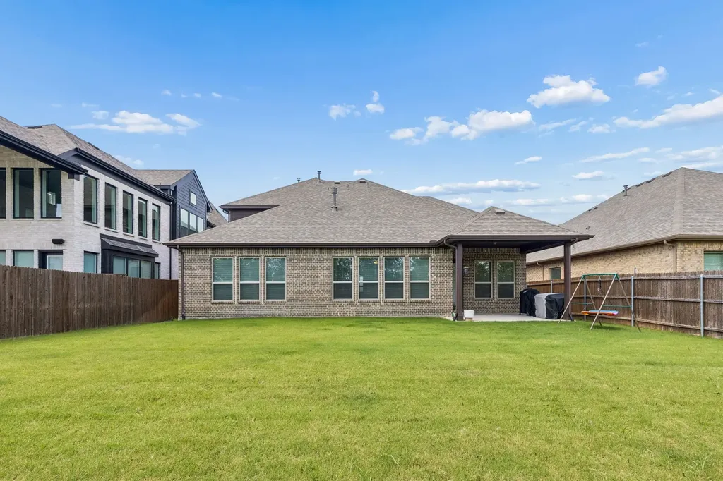 253 Landon Trail Fate TX 75189