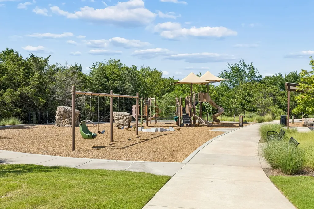 253 Landon Trail Fate TX 75189
