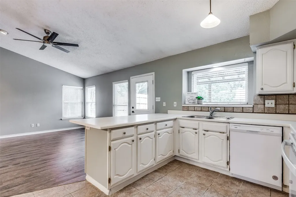 4409 Seville Lane Mckinney TX 75070