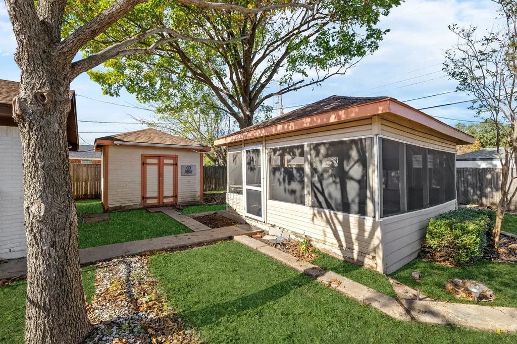 8348 Hillside Drive Frisco TX 75033