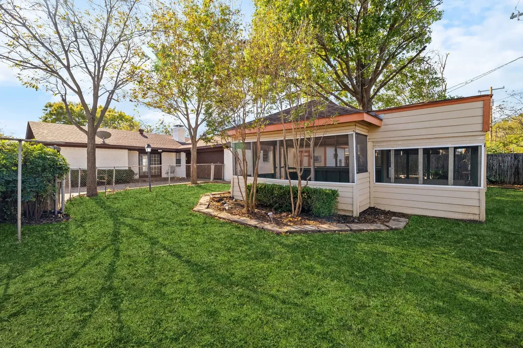 8348 Hillside Drive Frisco TX 75033