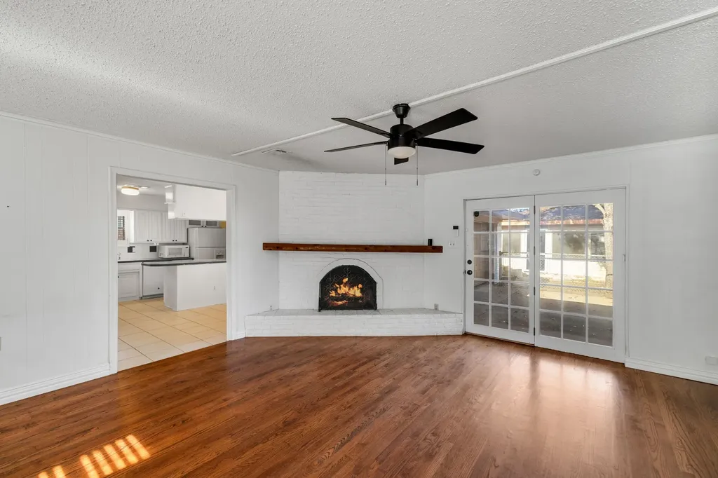 8348 Hillside Drive Frisco TX 75033