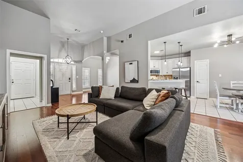 507 Mattie Lane Lake Dallas TX 75065
