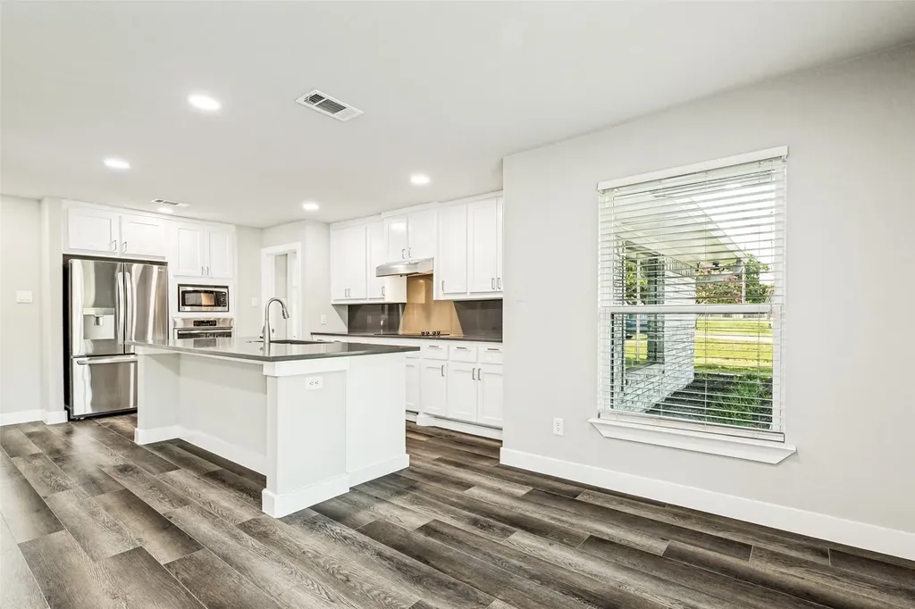 437 Peninsula Drive Lakewood Village TX 75068