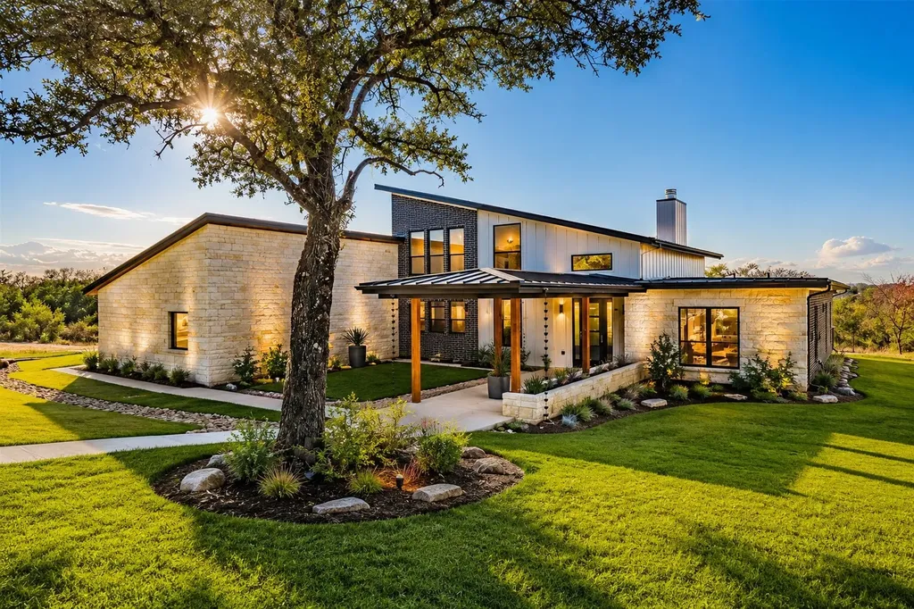 Weatherford TX, 2128 Eagles Ridge Drive