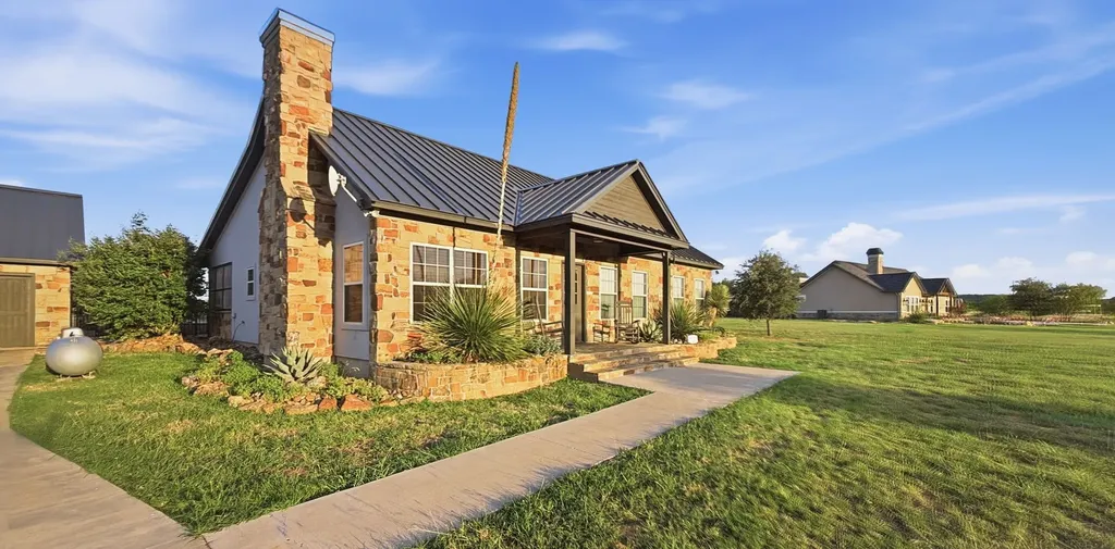 4088 Hells Gate Loop Possum Kingdom Lake TX 76475