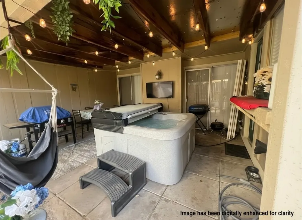 1324 El Camino Real Euless TX 76040