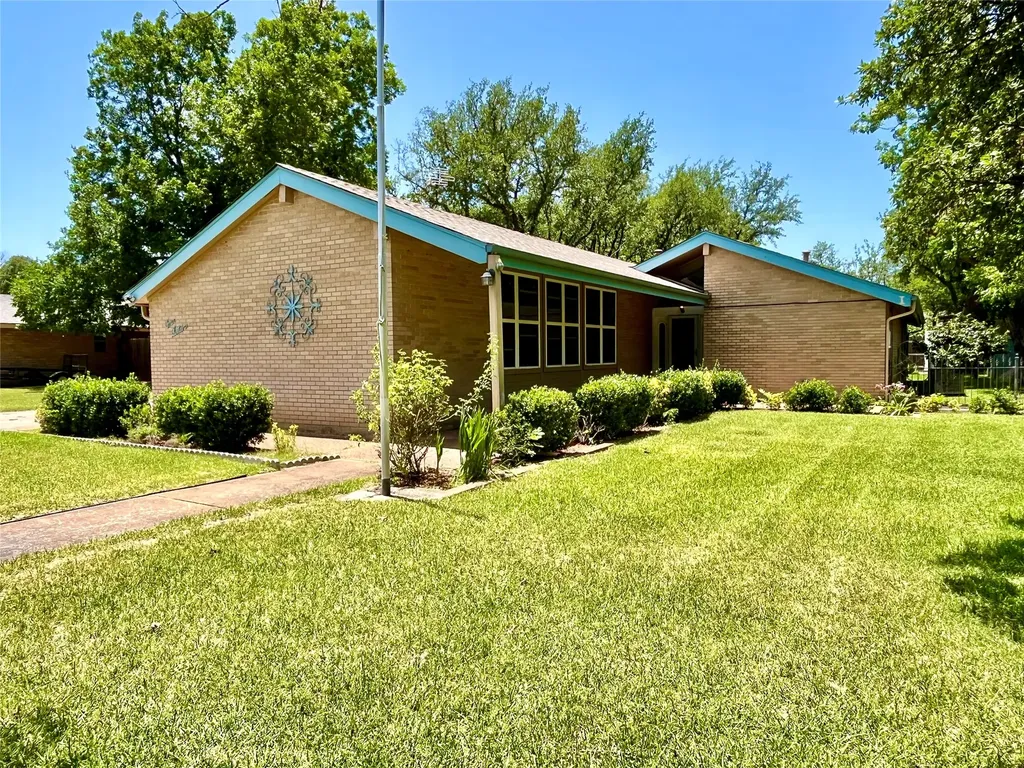 416 Jones Street Hamilton TX 76531