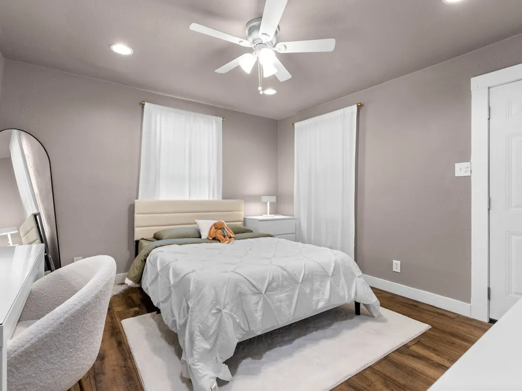 638 Bethpage Avenue Dallas TX 75217