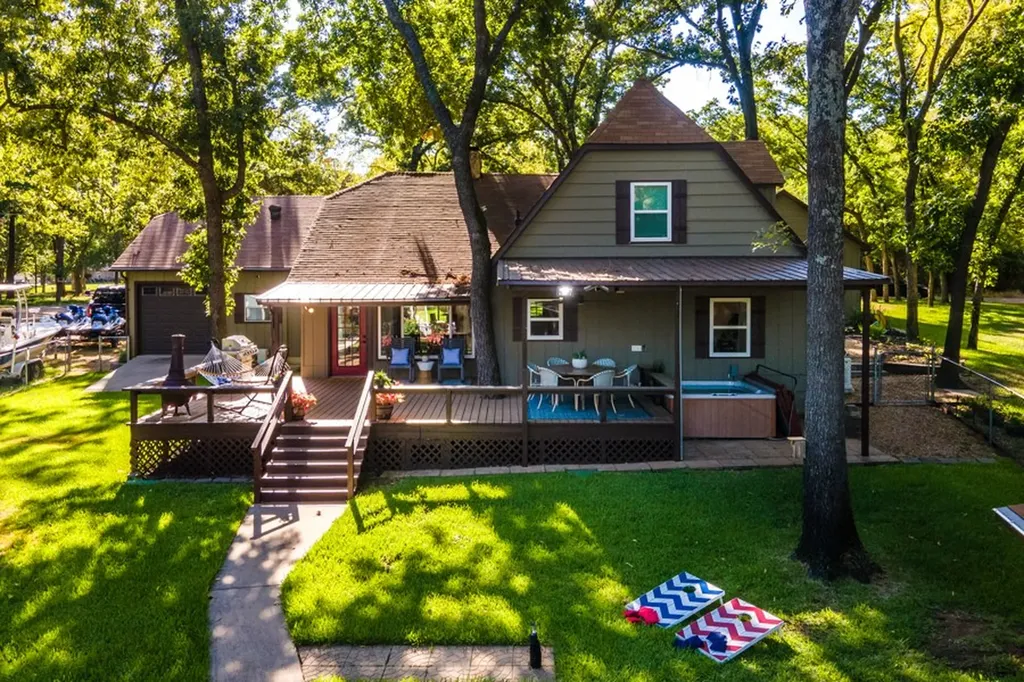 103 Deer Island Road Mabank TX 75156