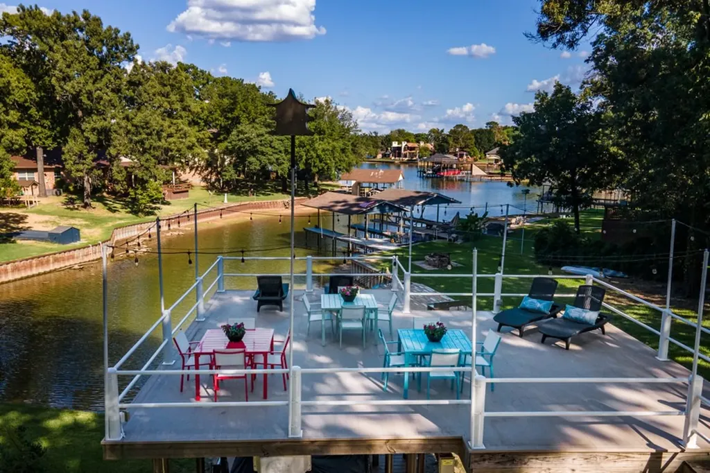 103 Deer Island Road Mabank TX 75156