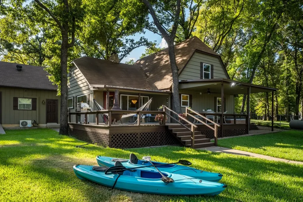 103 Deer Island Road Mabank TX 75156