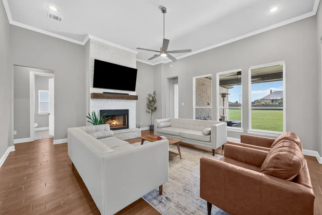 610 Cimarron Meadows Drive Waxahachie TX 75167
