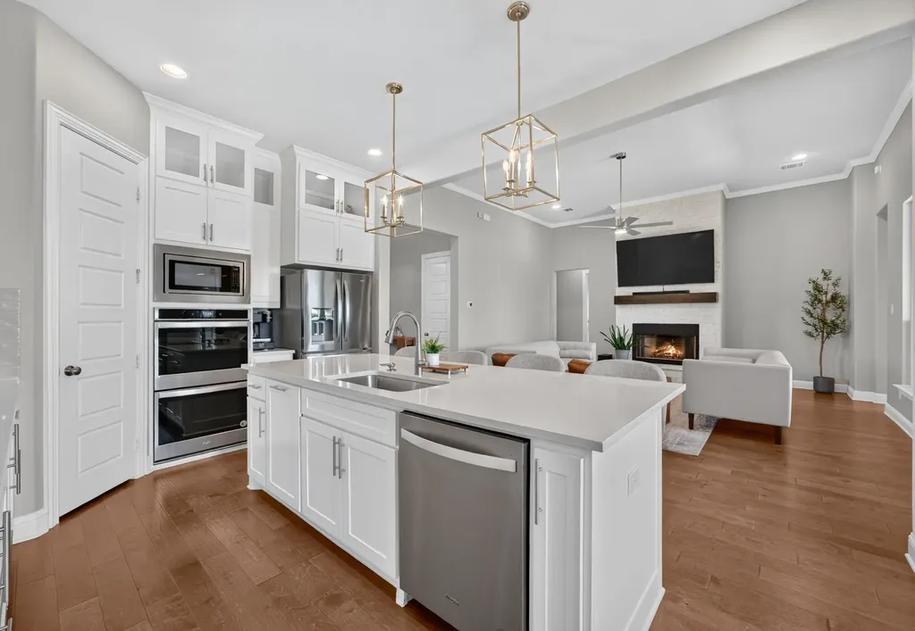 610 Cimarron Meadows Drive Waxahachie TX 75167