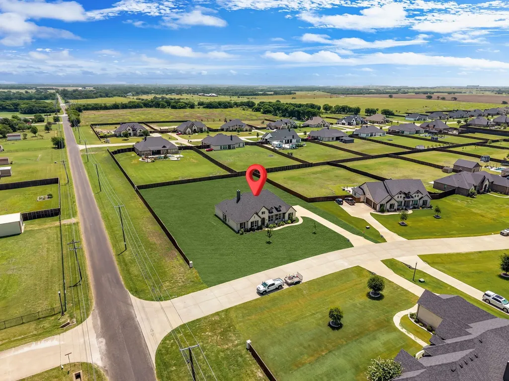 610 Cimarron Meadows Drive Waxahachie TX 75167