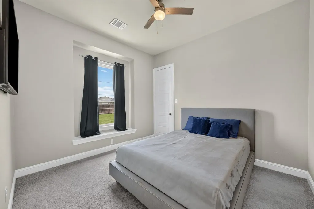 610 Cimarron Meadows Drive Waxahachie TX 75167