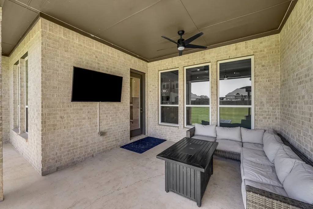 610 Cimarron Meadows Drive Waxahachie TX 75167