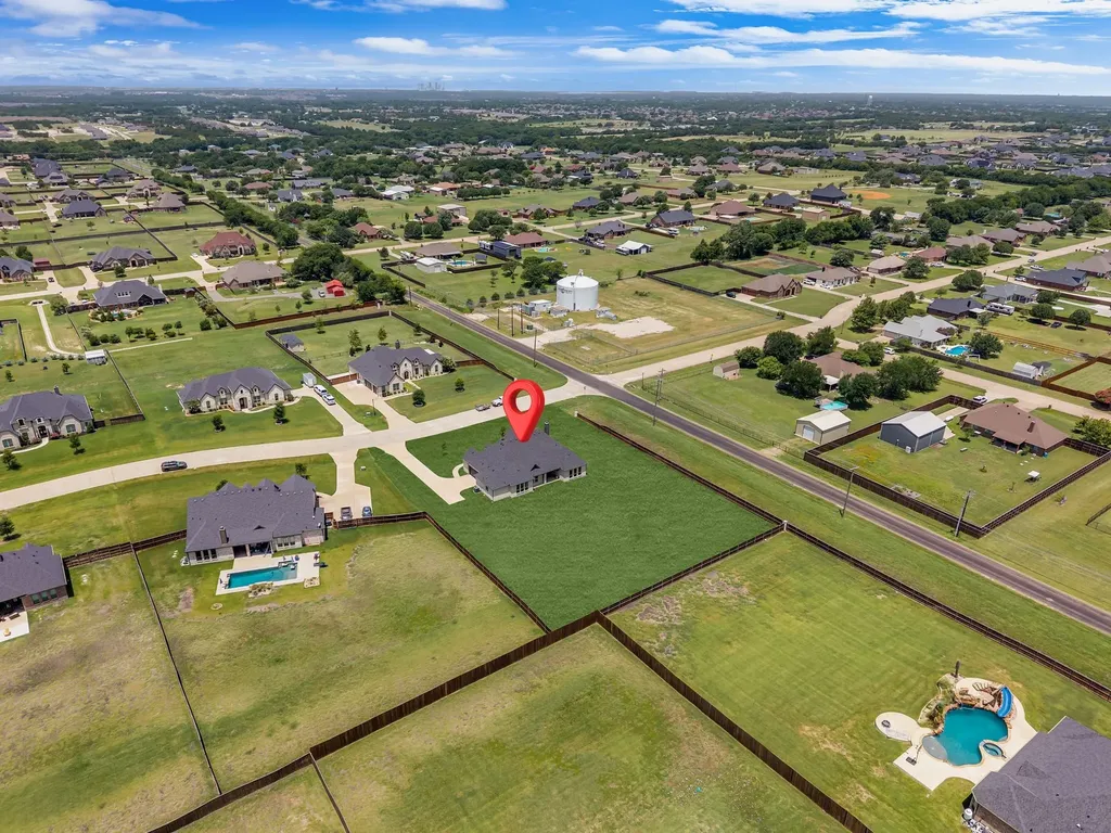 610 Cimarron Meadows Drive Waxahachie TX 75167