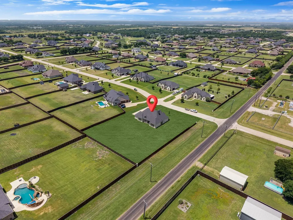 610 Cimarron Meadows Drive Waxahachie TX 75167