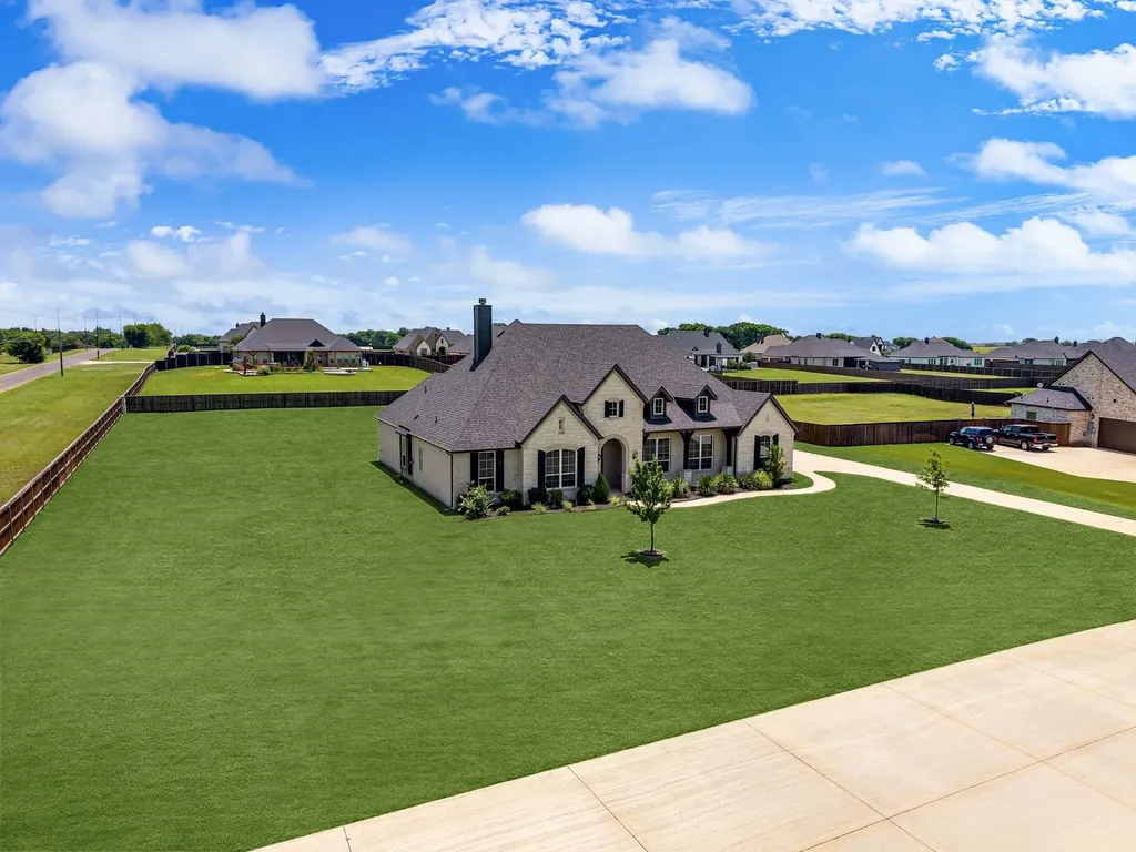 610 Cimarron Meadows Drive Waxahachie TX 75167