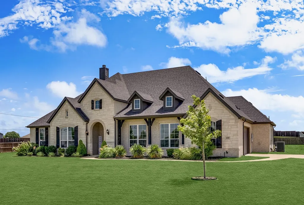 610 Cimarron Meadows Drive Waxahachie TX 75167