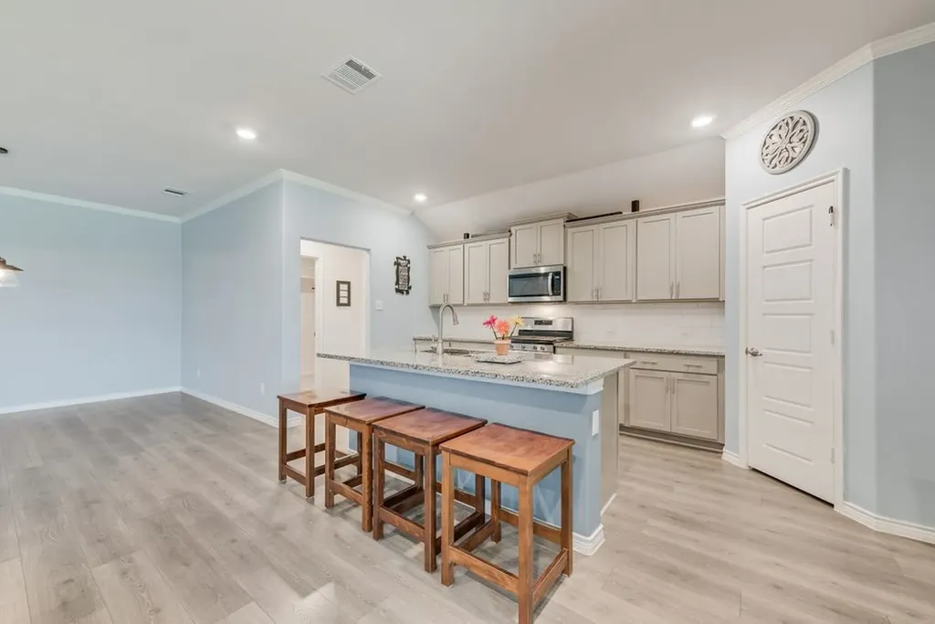 628 Bunker Hill Road Fate TX 75189