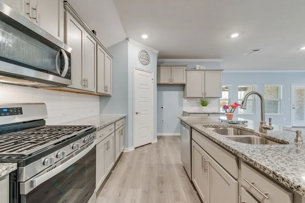 628 Bunker Hill Road Fate TX 75189