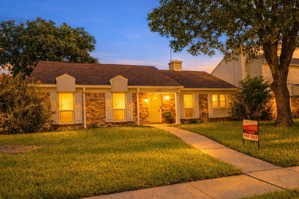 2919 Riviera Drive Garland TX 75040