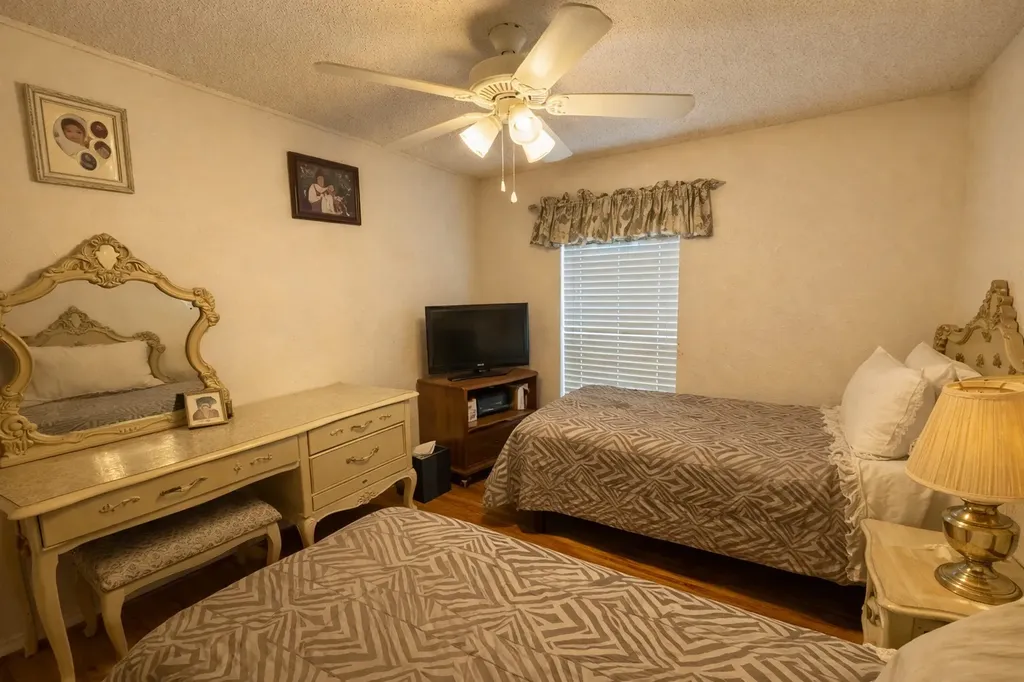 2919 Riviera Drive Garland TX 75040