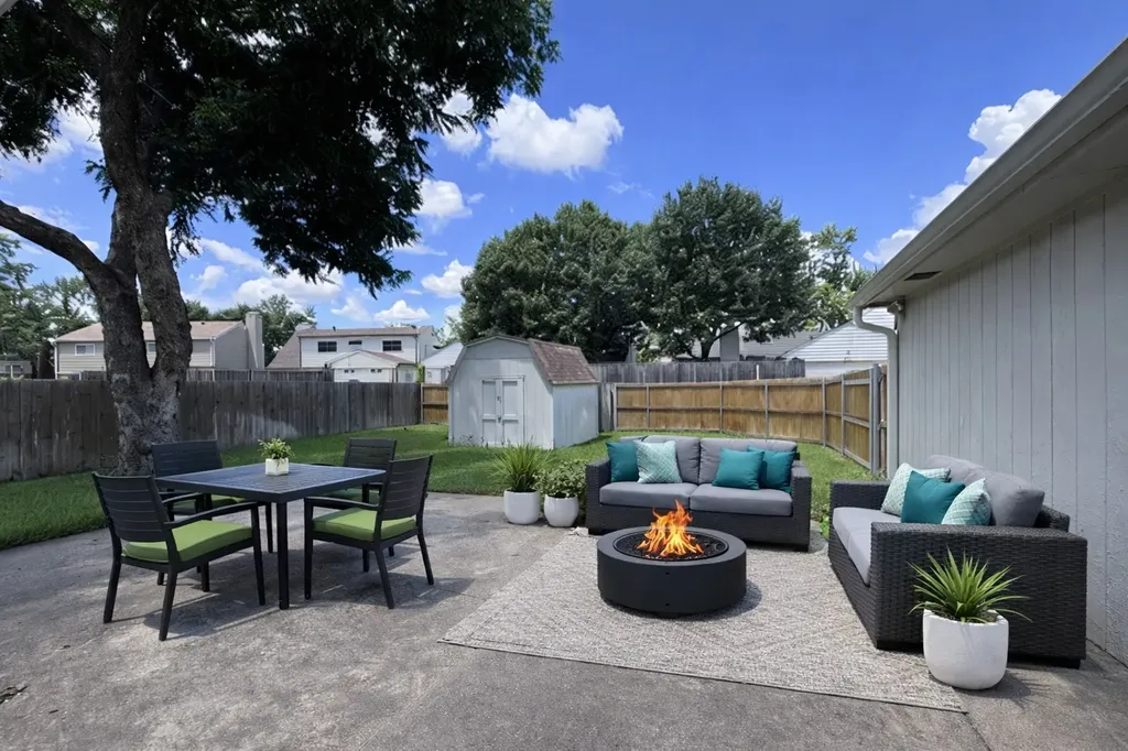 2919 Riviera Drive Garland TX 75040