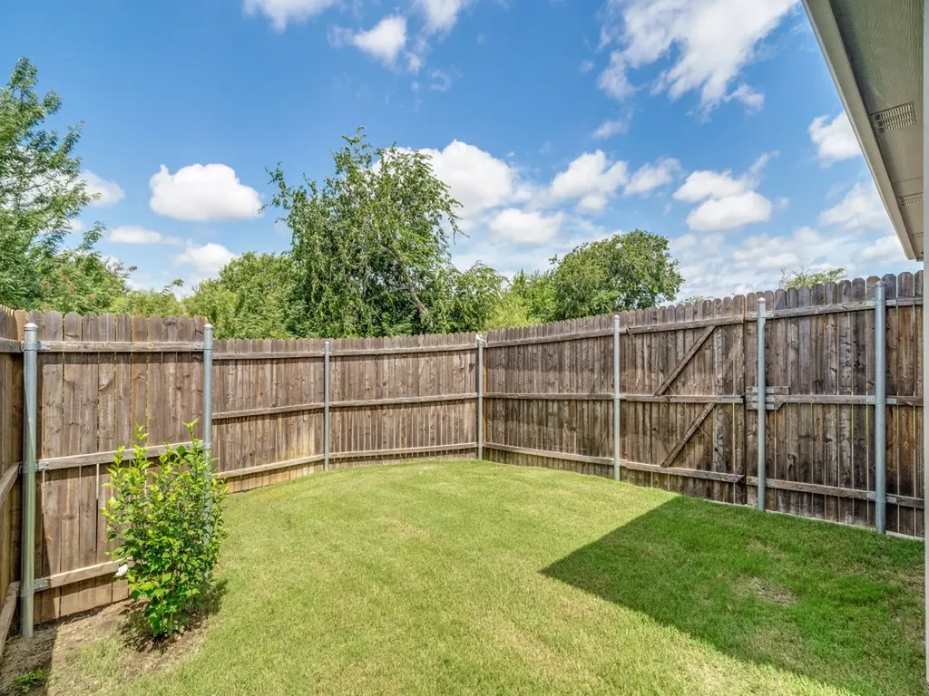 2904 Brittlebush Drive Fort Worth TX 76108