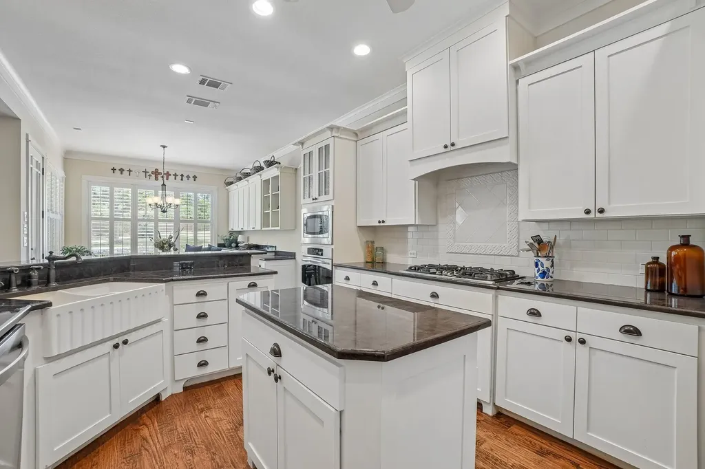 6407 Meadowcrest Lane Flower Mound TX 75022