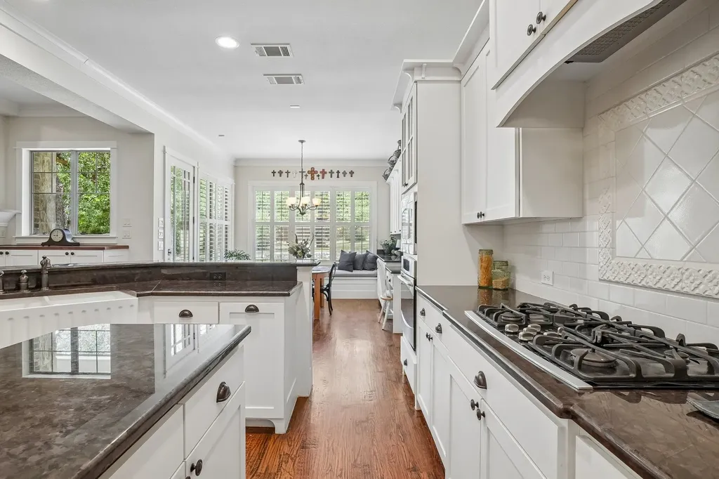 6407 Meadowcrest Lane Flower Mound TX 75022