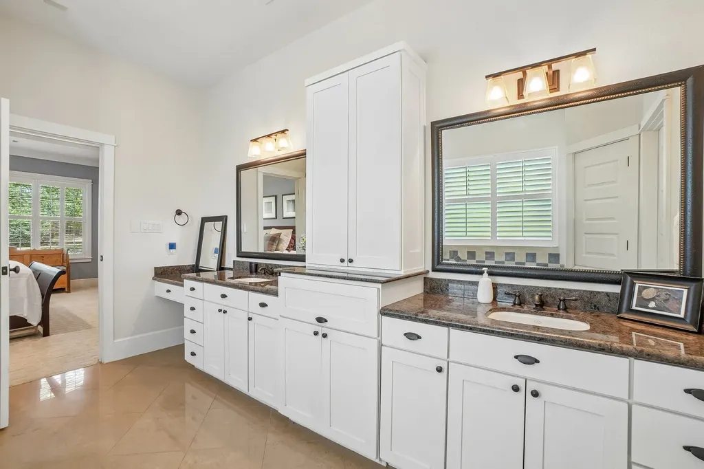 6407 Meadowcrest Lane Flower Mound TX 75022