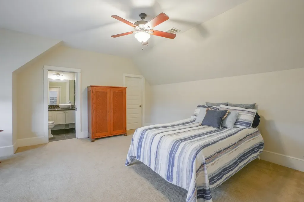 6407 Meadowcrest Lane Flower Mound TX 75022