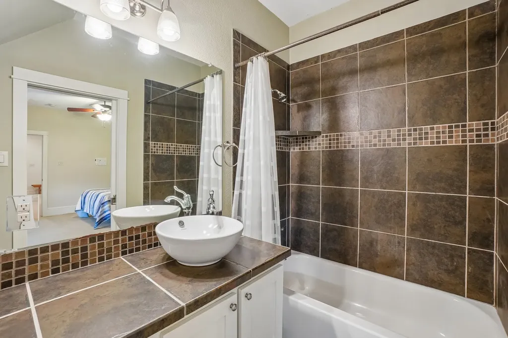 6407 Meadowcrest Lane Flower Mound TX 75022