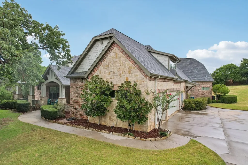 6407 Meadowcrest Lane Flower Mound TX 75022