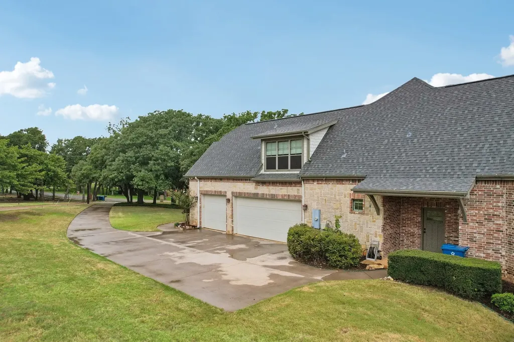 6407 Meadowcrest Lane Flower Mound TX 75022