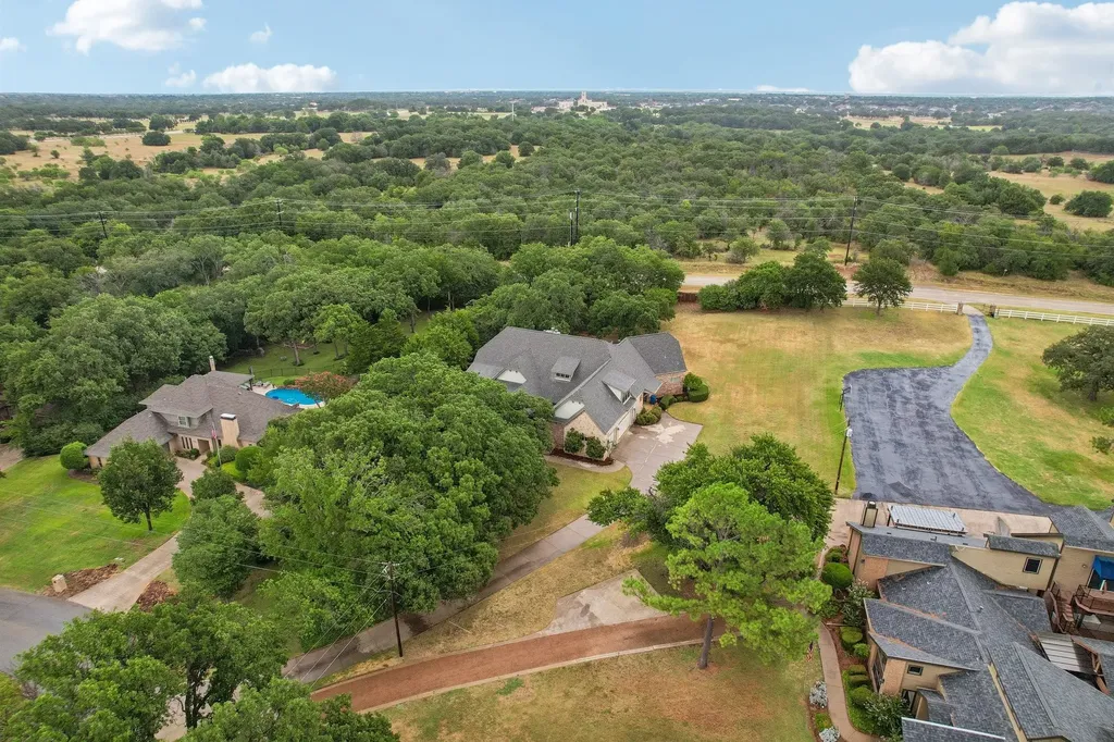 6407 Meadowcrest Lane Flower Mound TX 75022