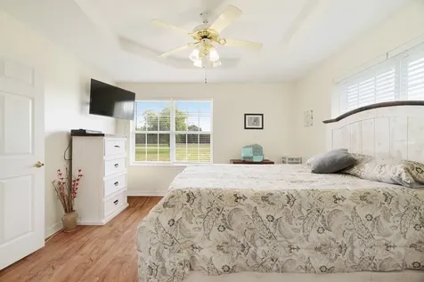 1005 Us-82 Blossom TX 75416