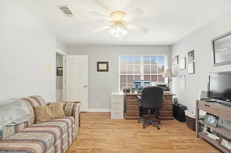 1005 Us-82 Blossom TX 75416
