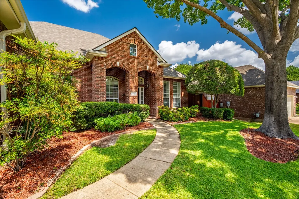 1421 Saint Francis Lane Flower Mound TX 75028