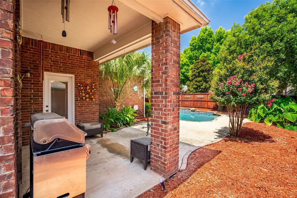 1421 Saint Francis Lane Flower Mound TX 75028