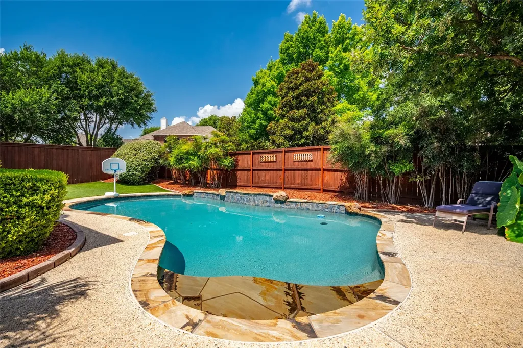 1421 Saint Francis Lane Flower Mound TX 75028