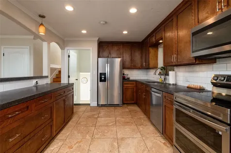 211 Crest Ridge Circle Lakeside TX 76108