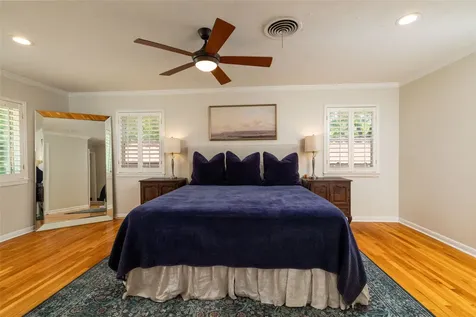 211 Crest Ridge Circle Lakeside TX 76108