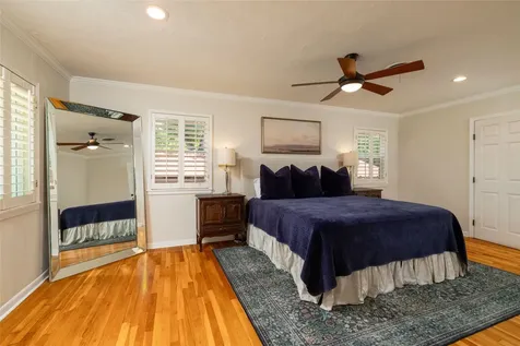 211 Crest Ridge Circle Lakeside TX 76108