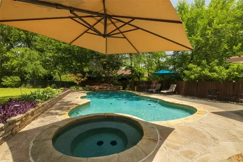 211 Crest Ridge Circle Lakeside TX 76108
