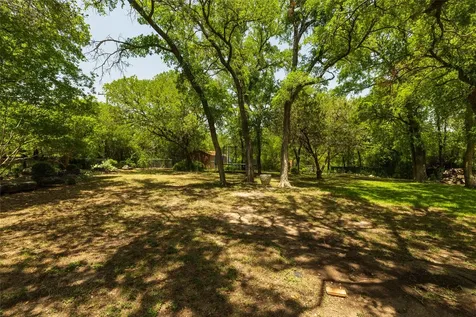 211 Crest Ridge Circle Lakeside TX 76108